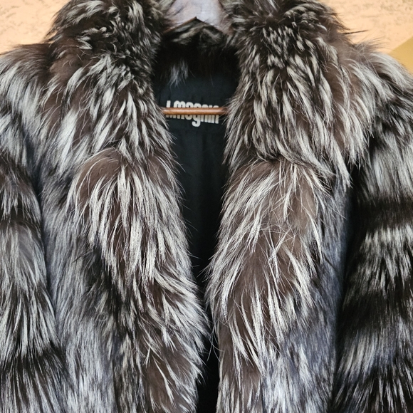 I Magnin Crystal Silver and Black Fox Fur Coat - Picture 2 of 11